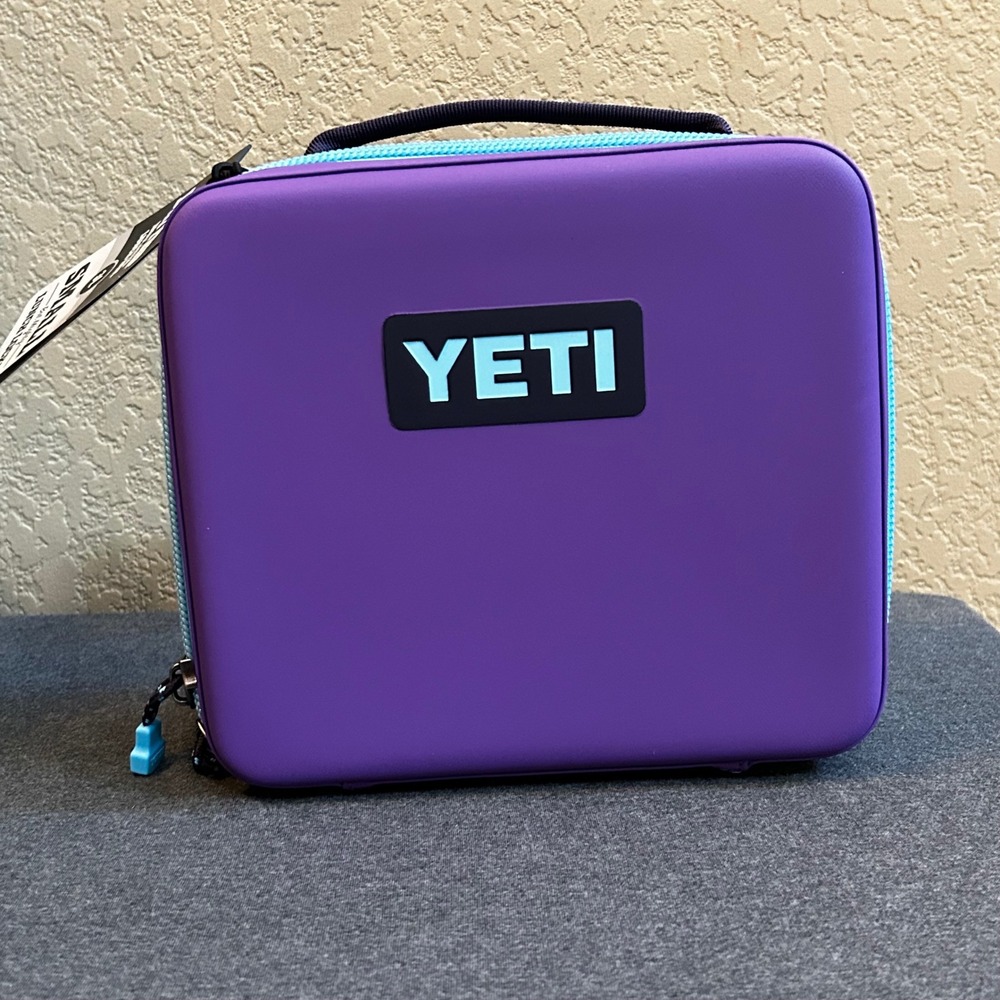 YETI Daytrip 3L Insulated Lunch Box Pace Purple Blue Cooler NWT GS3130-1